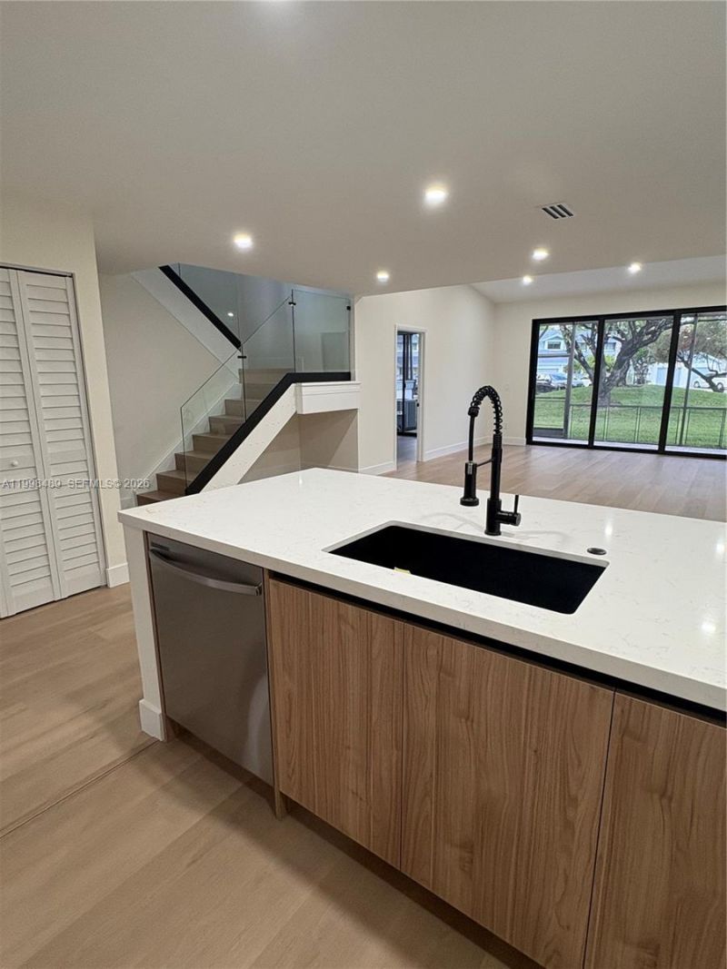 9881 NW 52nd Ter , Unit 9881, Doral, FL 33178 Photo