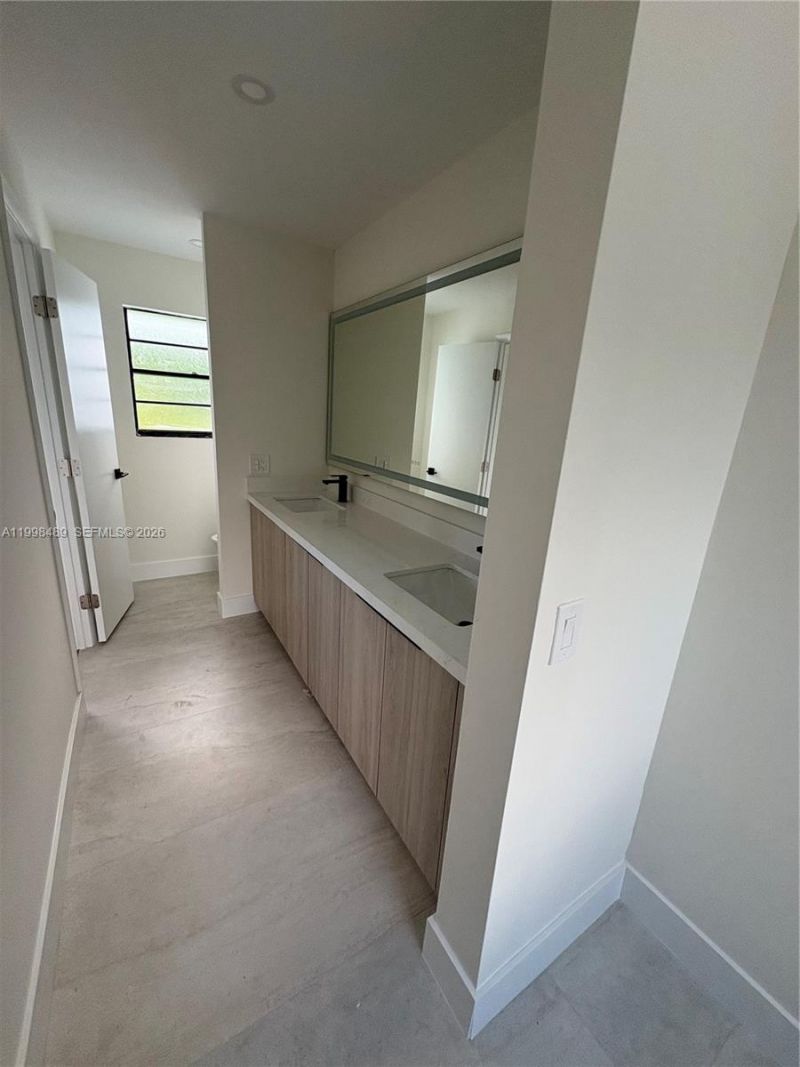 9881 NW 52nd Ter , Unit 9881, Doral, FL 33178 Photo