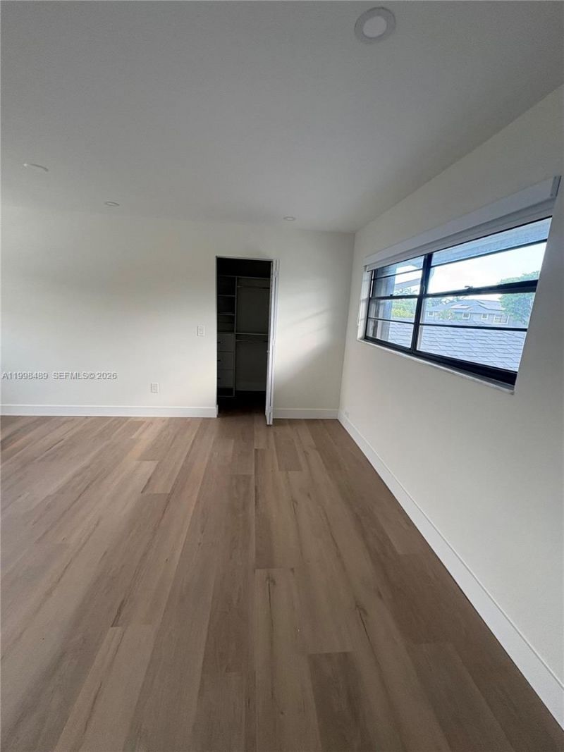 9881 NW 52nd Ter , Unit 9881, Doral, FL 33178 Photo