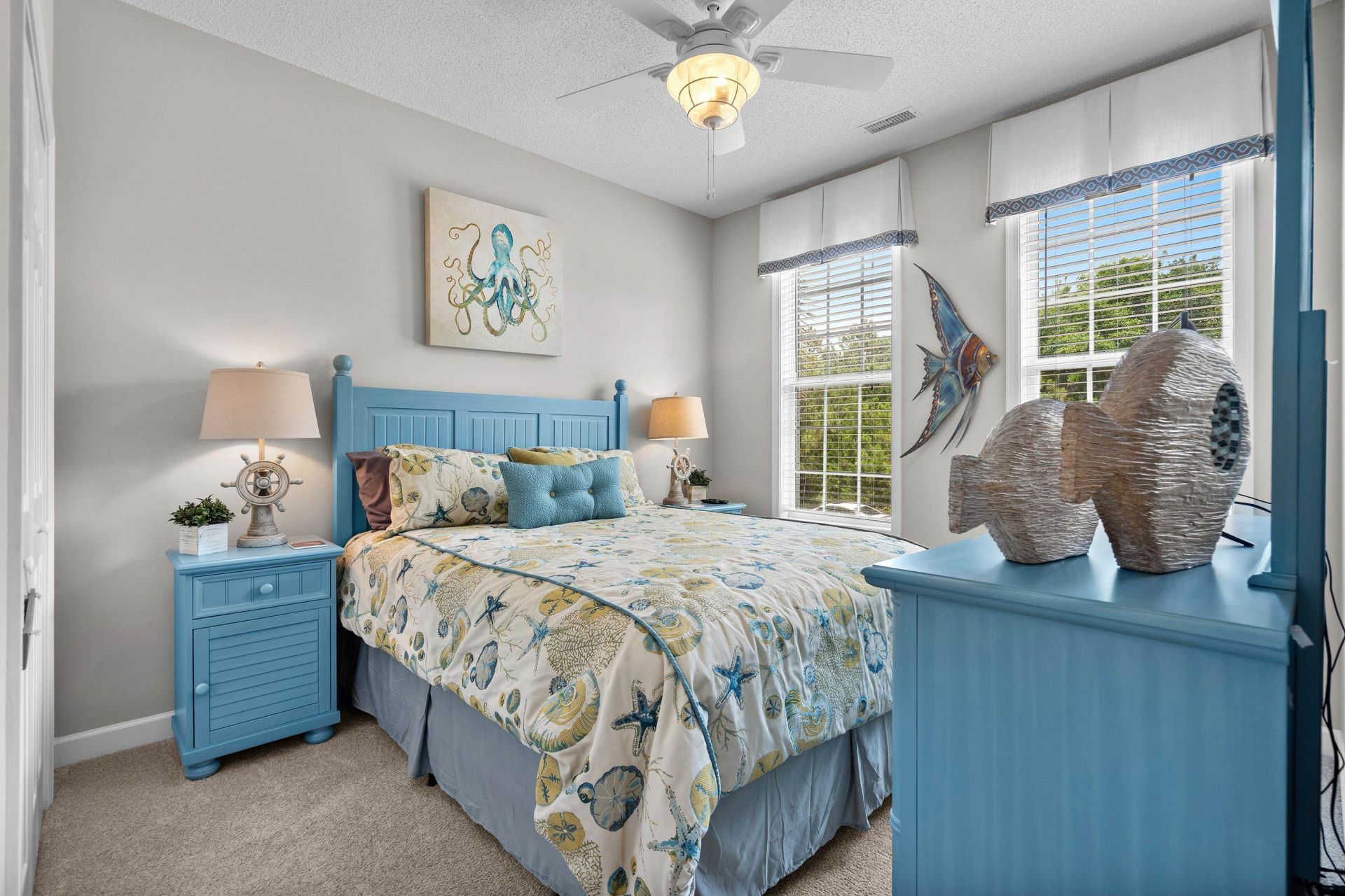 1617 N Dogwood Dr. N Photo 35