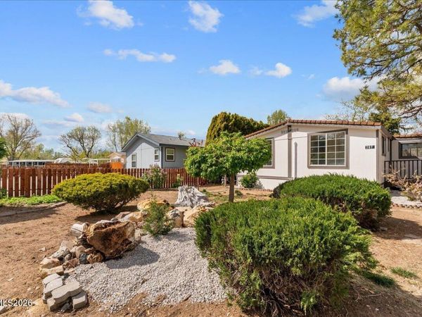 287 Aristocrat Way, Reno, NV 89506