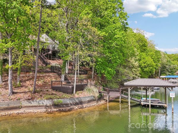 16118 Tana Tea Circle, Tega Cay, SC 29708