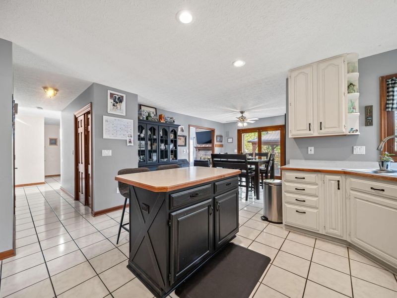 4581 Bent Creek Place, Grove City, OH 43123 Photo 6