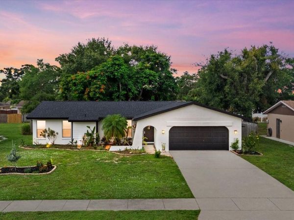 816 QUEEN PALM LANE , SARASOTA, FL 34243