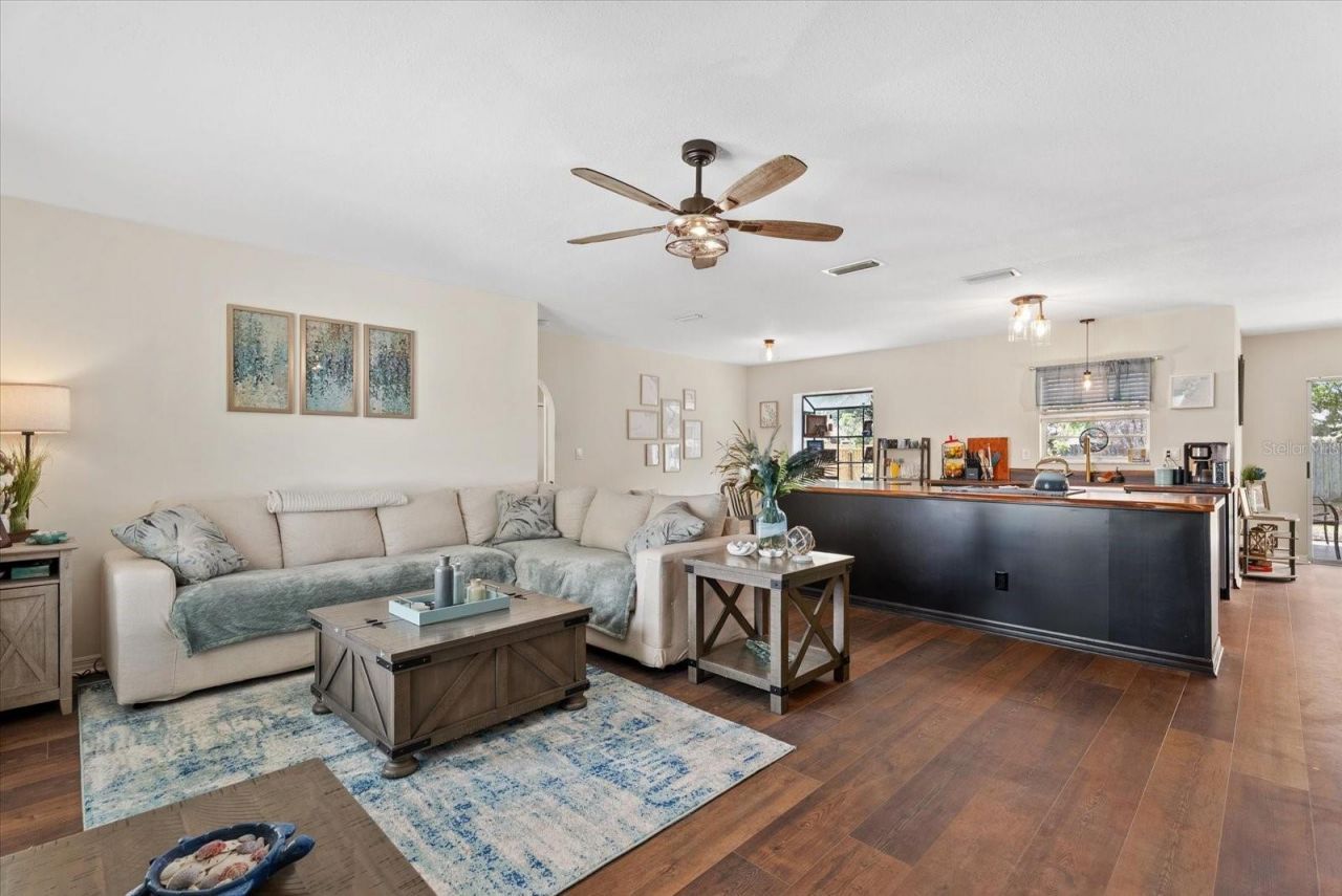 816 Queen Palm Lane , Sarasota, FL 34243 Photo