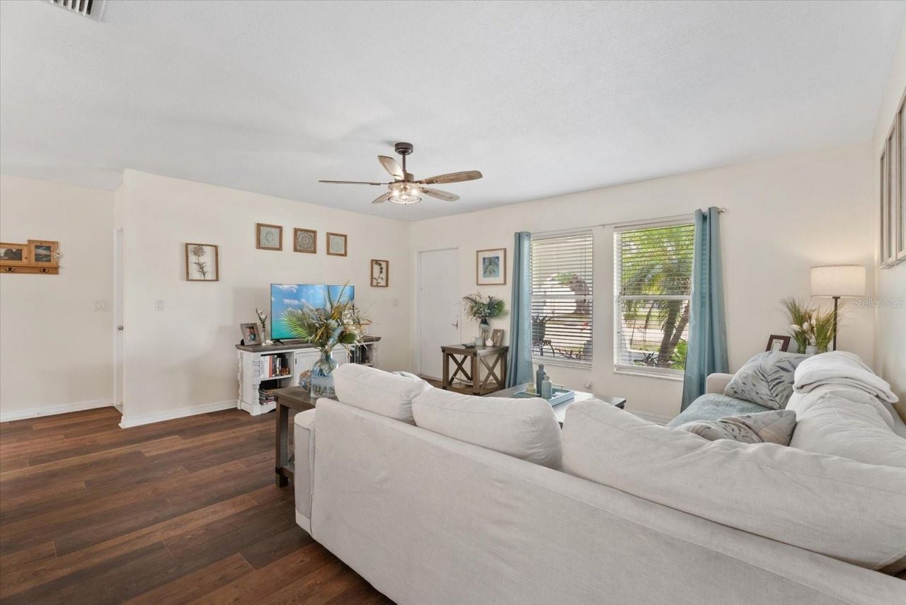 816 Queen Palm Lane , Sarasota, FL 34243 Photo