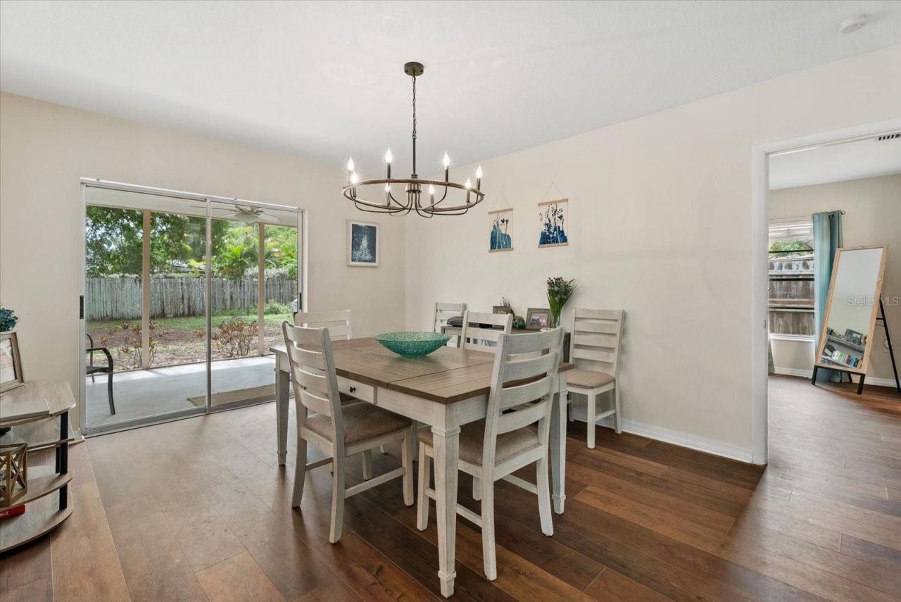 816 Queen Palm Lane , Sarasota, FL 34243 Photo