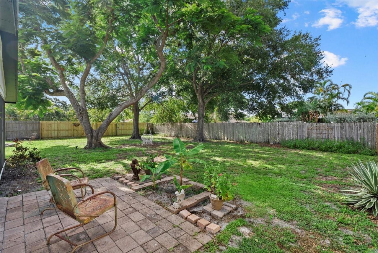 816 Queen Palm Lane , Sarasota, FL 34243 Photo