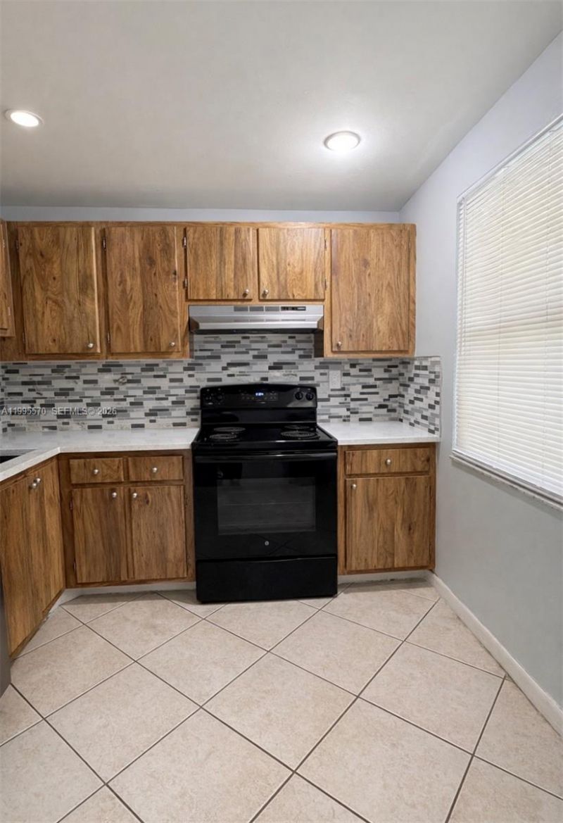3121 NW 47th Ter , Unit 112, Lauderdale Lakes, FL 33319 Photo