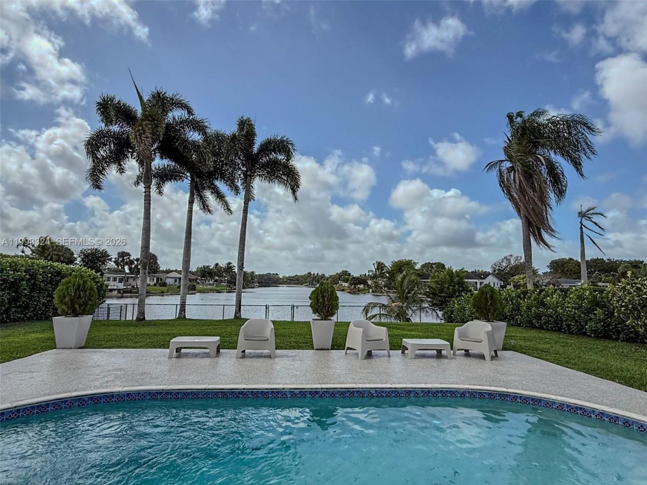 11820 NW 23rd St, Pembroke Pines, FL 33026 Main Photo