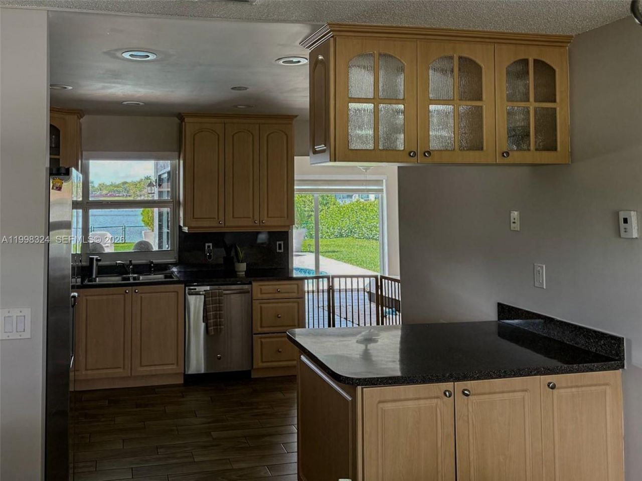 11820 NW 23rd St , Pembroke Pines, FL 33026 Photo