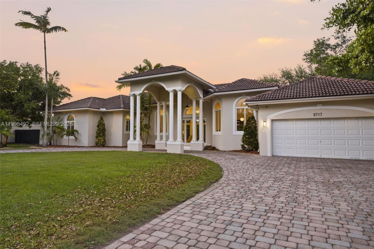 9717 SW 94th Ter , Miami, FL 33176 Photo