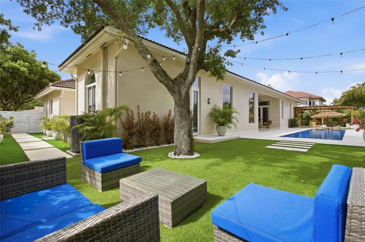 9717 SW 94th Ter , Miami, FL 33176 Photo