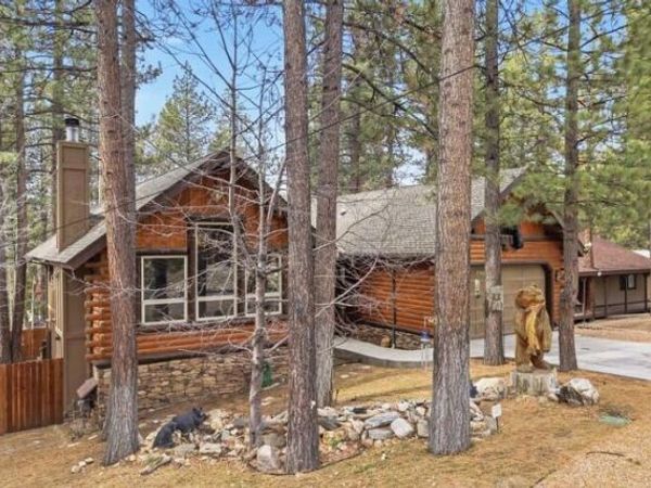 160 Crystal Lake Road, Big Bear, CA 92315