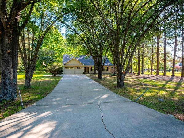 18720 Johns Lane, Roland, AR 72135