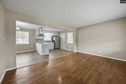 219 Dixon Drive photo 4