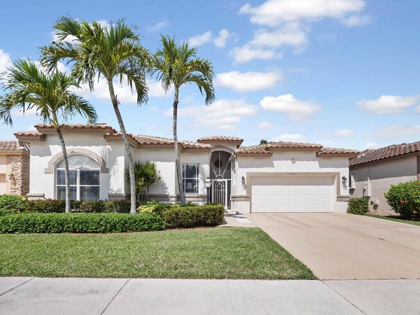 8501 Golden Cypress Court, Lake Worth, FL 33467