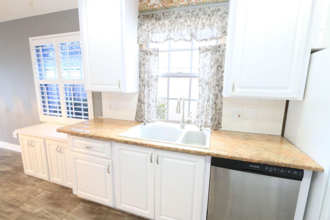 1220 NW Bentley Circle, Unit B, Port Saint Lucie, FL 34986 Photo