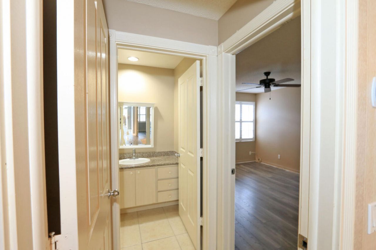 1220 NW Bentley Circle, Unit B, Port Saint Lucie, FL 34986 Photo