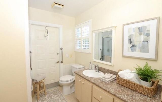 1220 NW Bentley Circle, Unit B, Port Saint Lucie, FL 34986 Photo