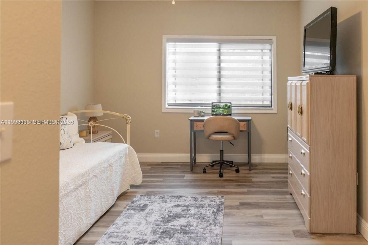 2916 Tuscany Ct, Unit 201, Palm Beach Gardens, FL 33410 Photo