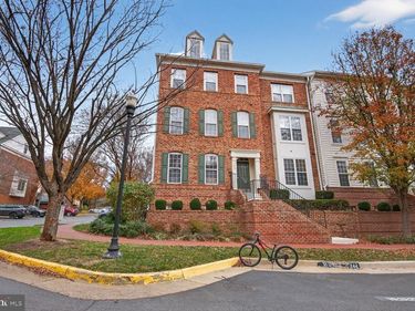 8866 ASHGROVE HOUSE LANE , Unit 201, VIENNA, VA 22182