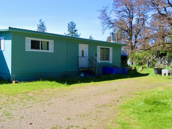119 Patton Bar Road, Cave Junction, OR 97523