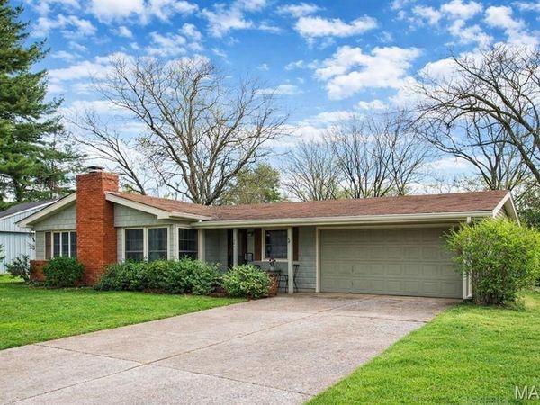 208 Todd Lane, Belleville, IL 62221