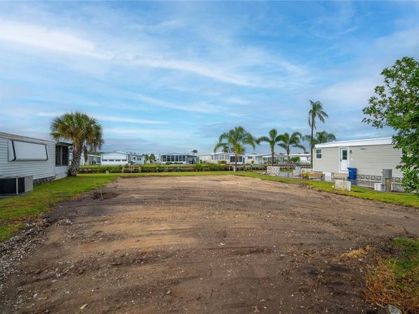 646 BLACKBURN BOULEVARD , NORTH PORT, FL 34287