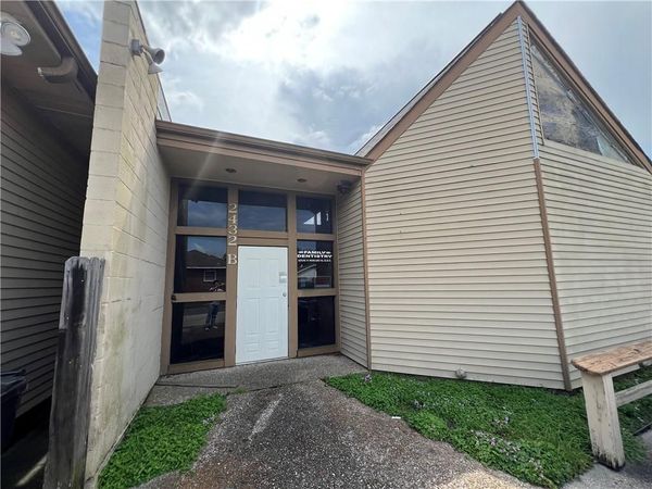 2432 PARIS Road, Unit B, Chalmette, LA 70043