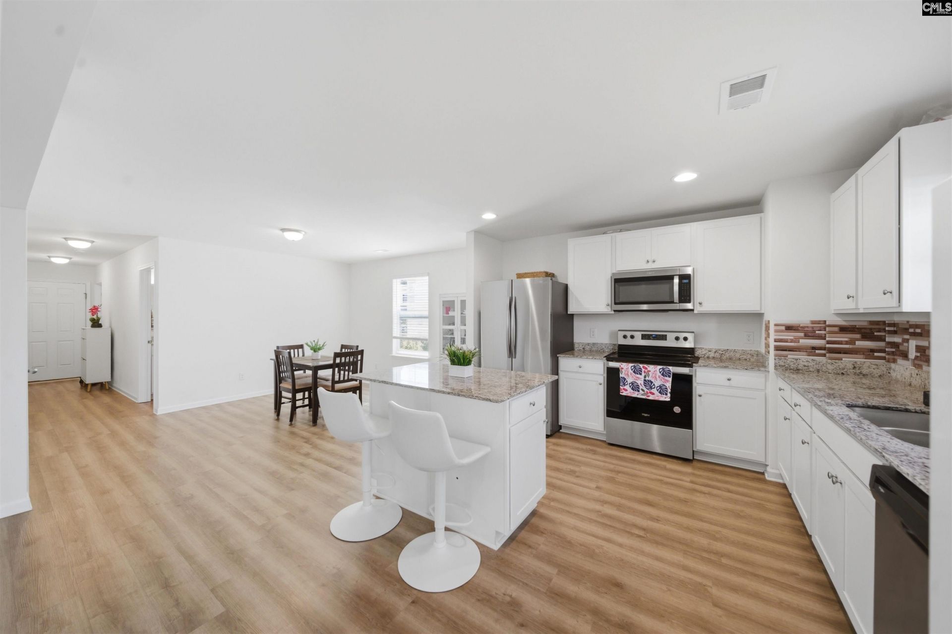 334 Savannah Hills Drive Photo 10