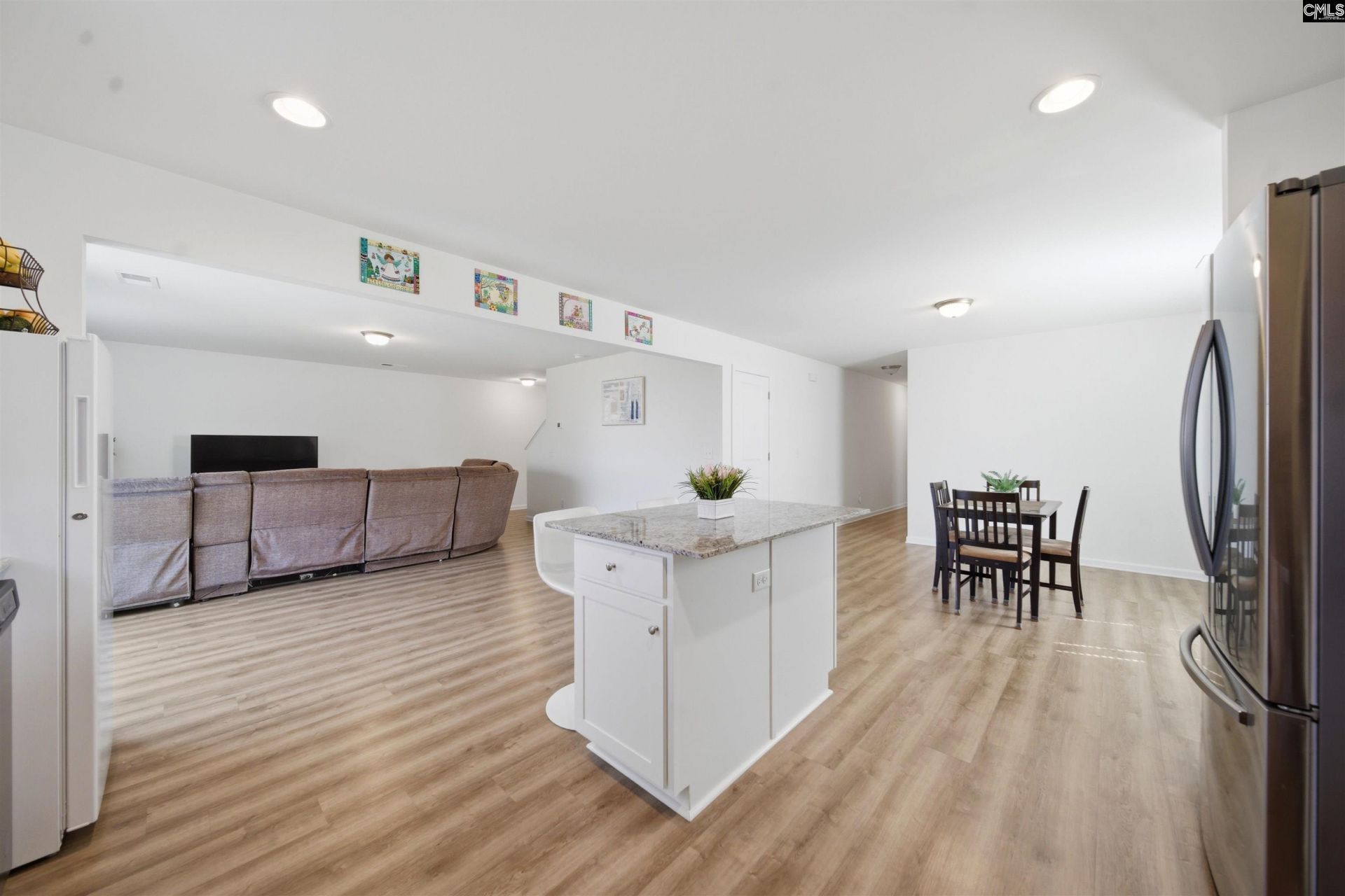 334 Savannah Hills Drive Photo 11