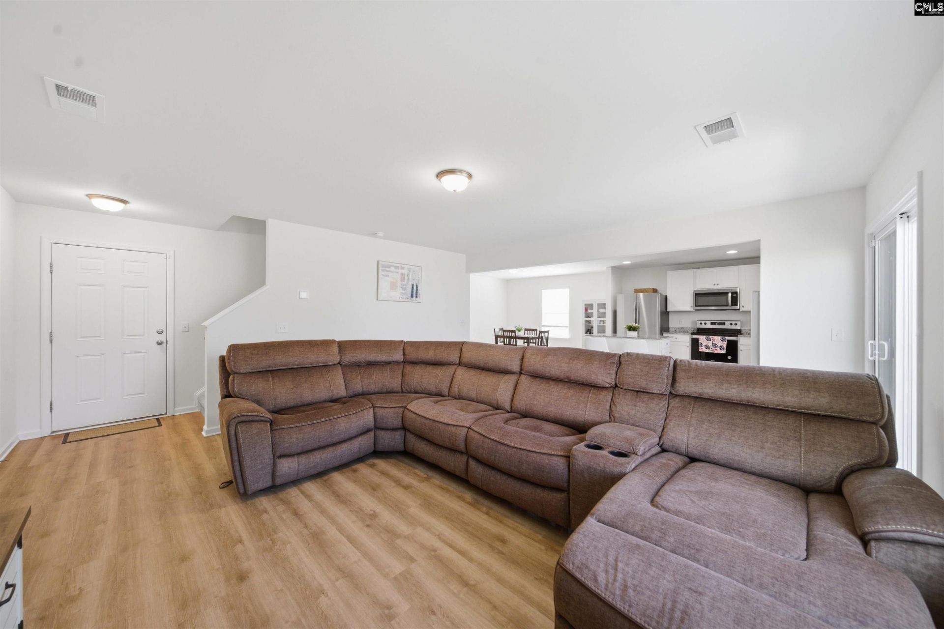 334 Savannah Hills Drive Photo 14