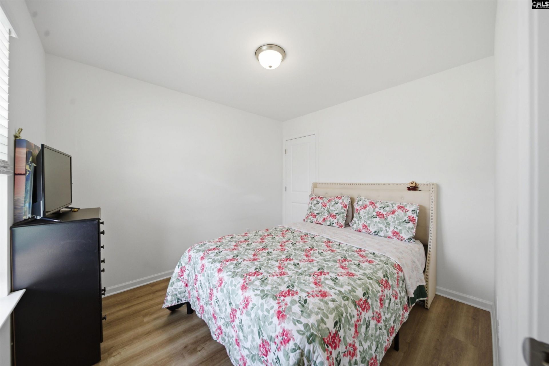 334 Savannah Hills Drive Photo 5