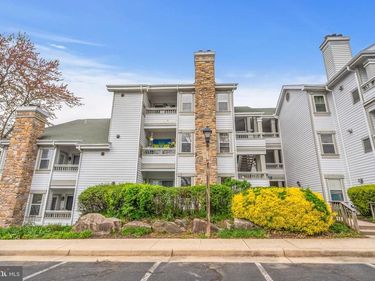 4405 FAIR STONE DRIVE, Unit 305, FAIRFAX, VA 22033
