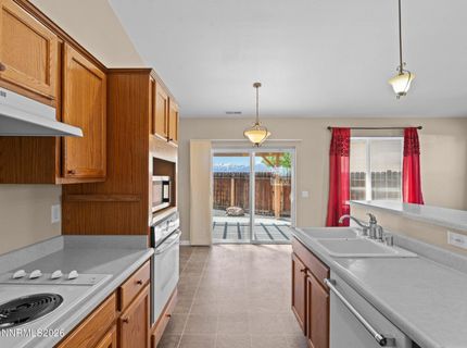875 Vista Park Drive, Carson City, NV 89705 Photo