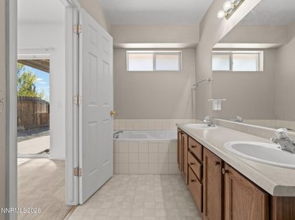 875 Vista Park Drive, Carson City, NV 89705 Photo