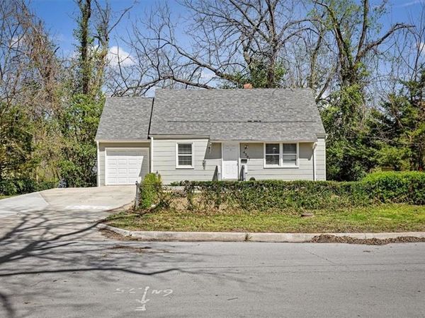 4307 Lister Avenue, Kansas City, MO 64130