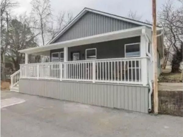 277 S Campbell Avenue , West Fork, AR 72774