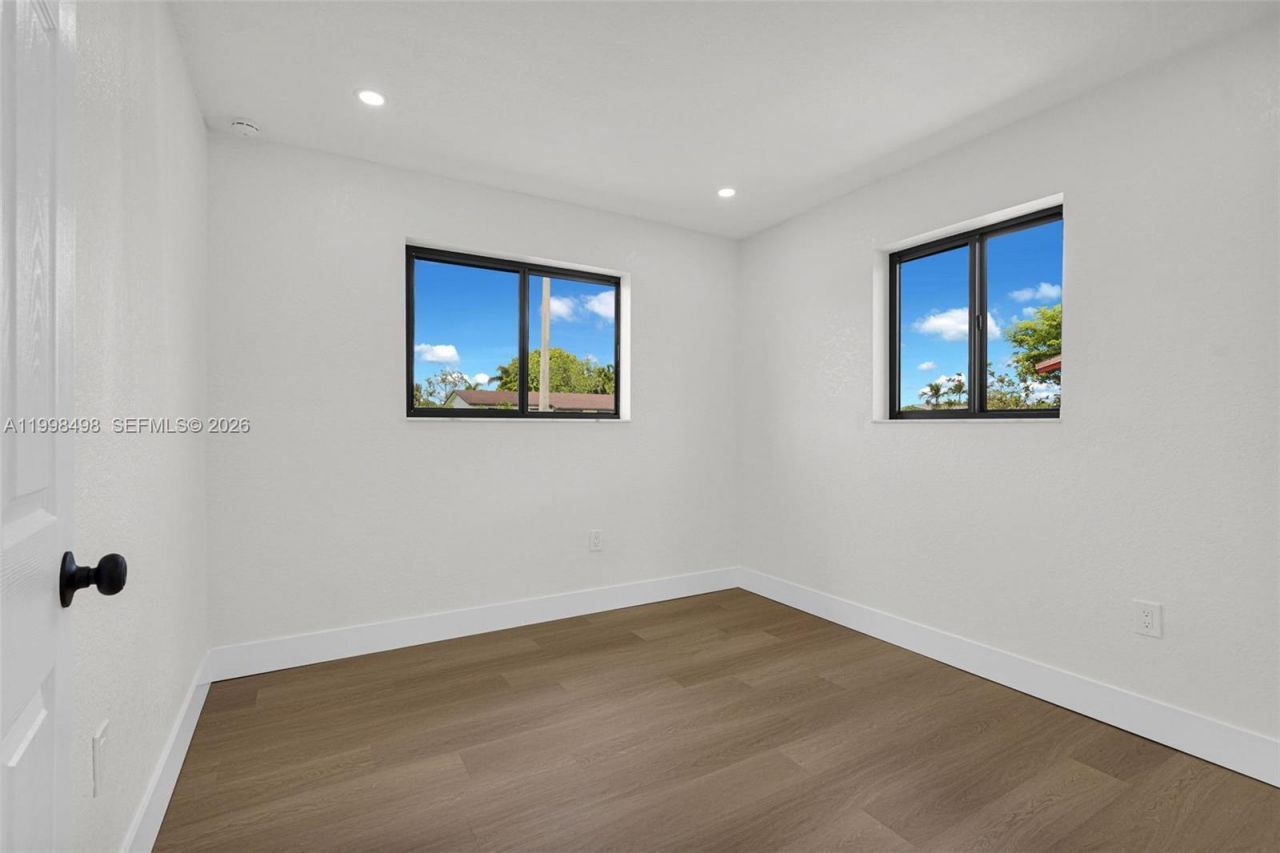 2980 NW 210th Ter , Miami Gardens, FL 33056 Photo