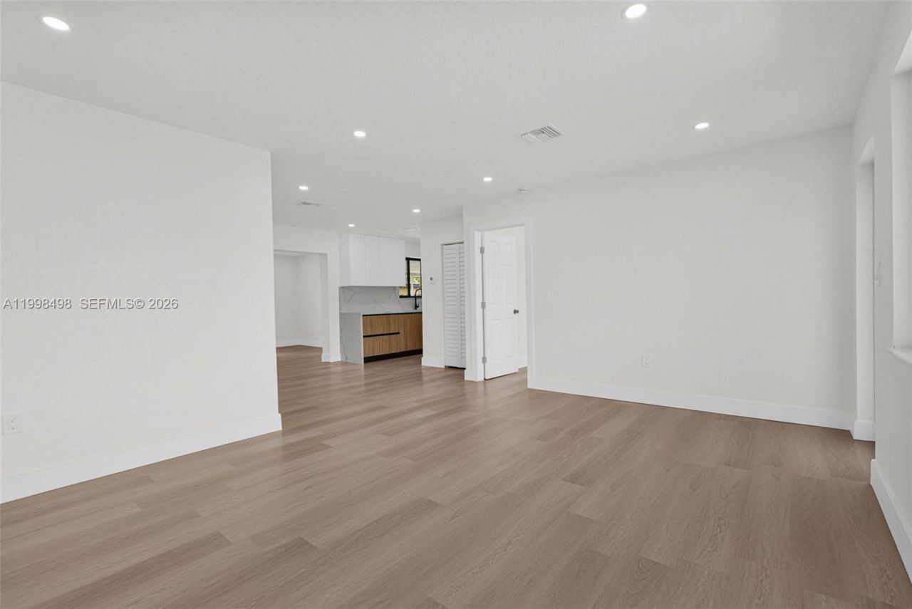 2980 NW 210th Ter , Miami Gardens, FL 33056 Photo