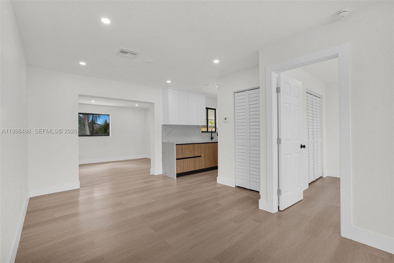 2980 NW 210th Ter , Miami Gardens, FL 33056 Photo