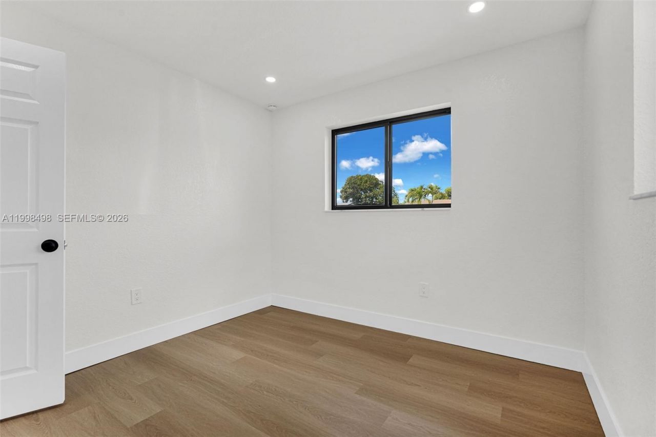 2980 NW 210th Ter , Miami Gardens, FL 33056 Photo