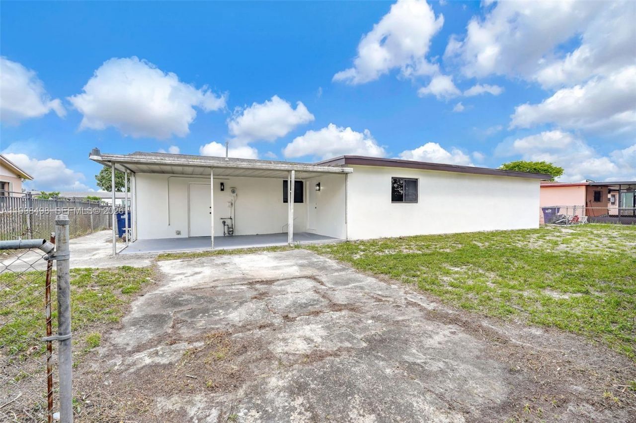 2980 NW 210th Ter , Miami Gardens, FL 33056 Photo