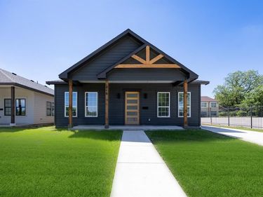 816 Glen Garden, Fort Worth, TX 76104