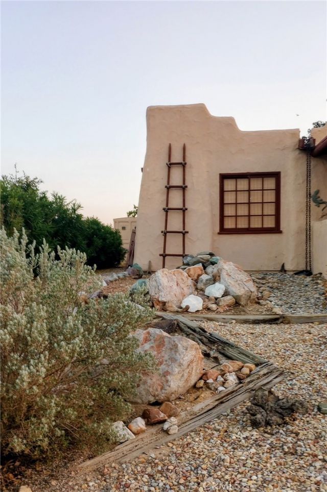 14435 Schooner, Helendale, CA 92342 Main Photo