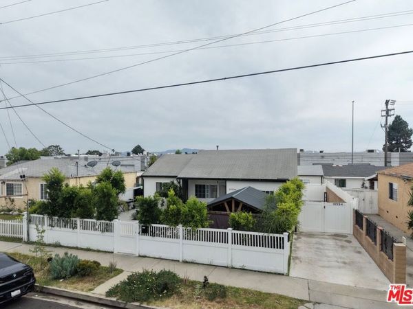 10554 Lanark Street, Sun Valley, CA 91352