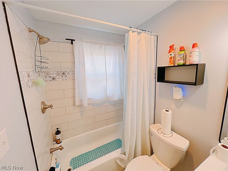 25291 Chatworth Drive, Euclid, OH 44117 Photo 16