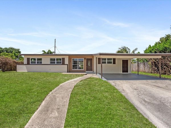 1449 Hillcrest Drive, Lake Worth Beach, FL 33461