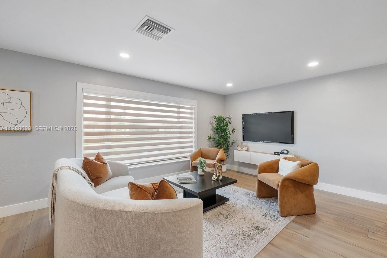 6701 NW 98th Ave, Tamarac, FL 33321 Photo